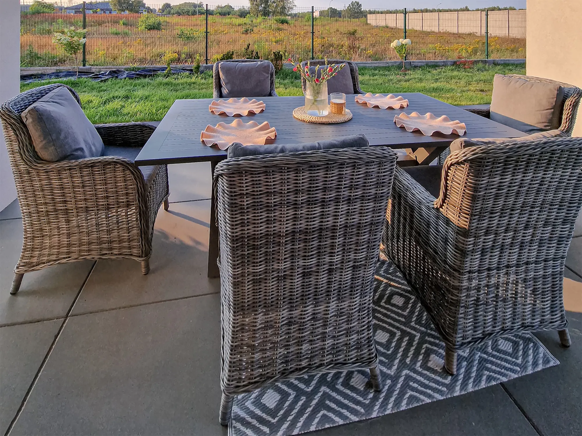 Set van 2 stoelen met zitkussen CASCAIS PE rotan Grijs