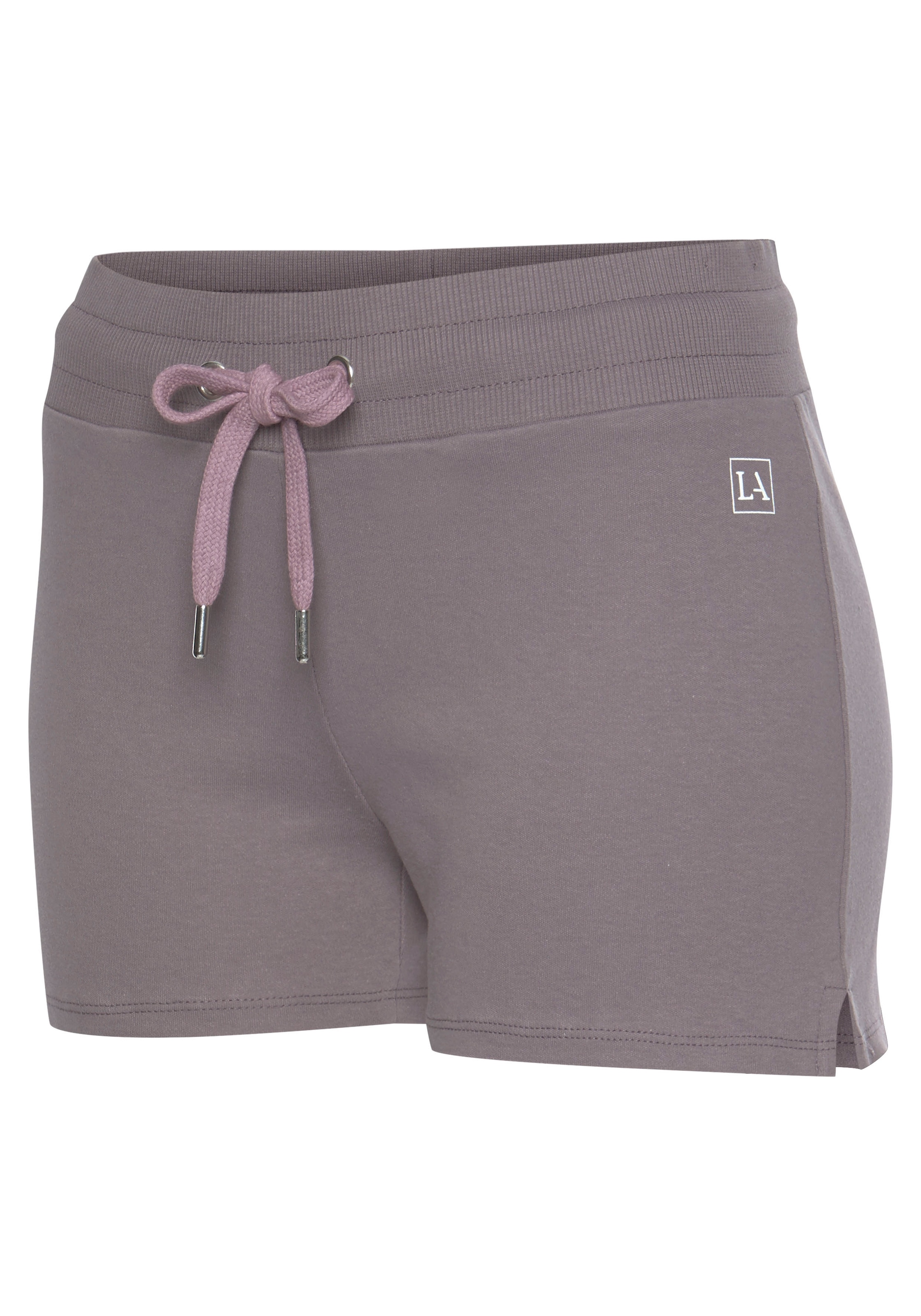 LASCANA ACTIVE Shorts  mit kleinen Seitenschlitzen