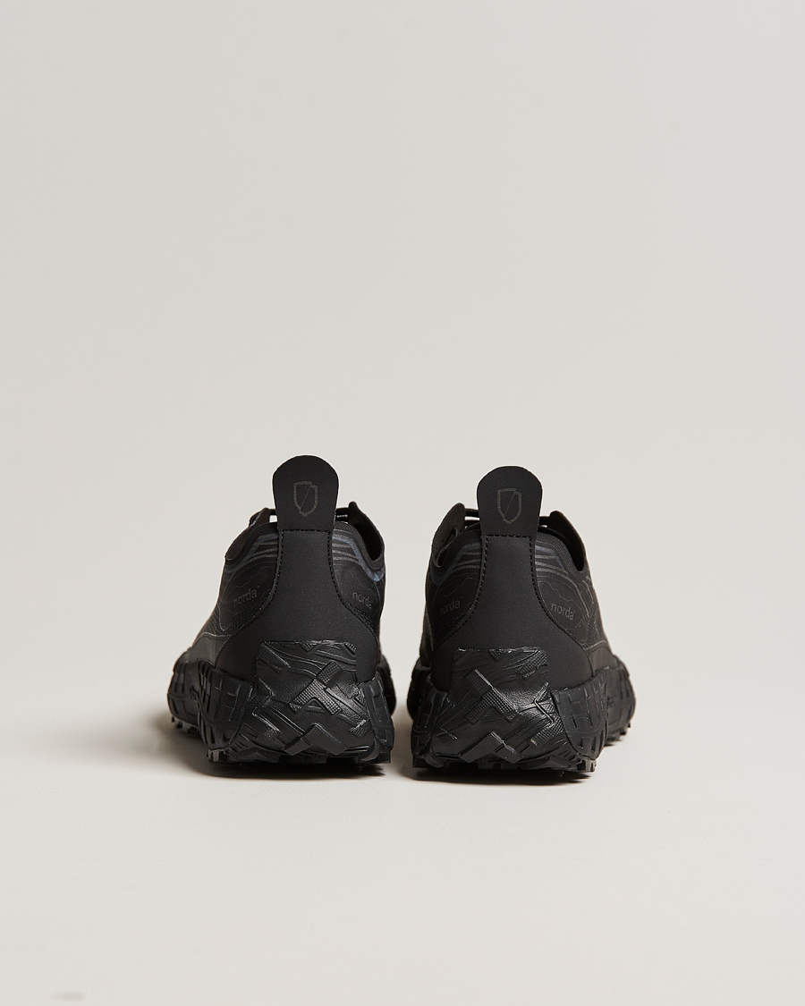 Norda 001 Running Sneakers Stealth Black