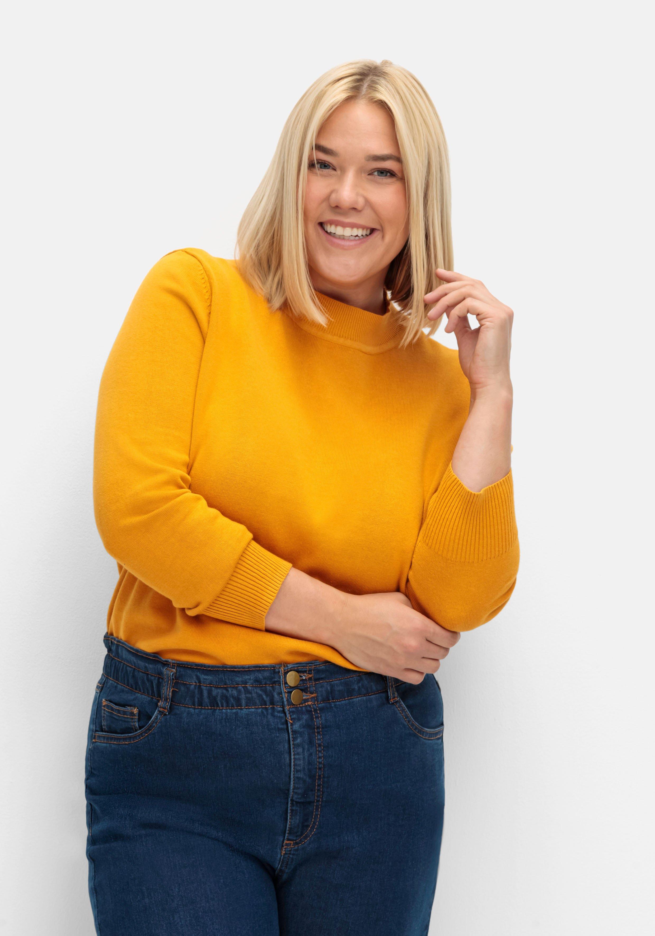 Pullover aus Feinstrick, mit Stehkragen