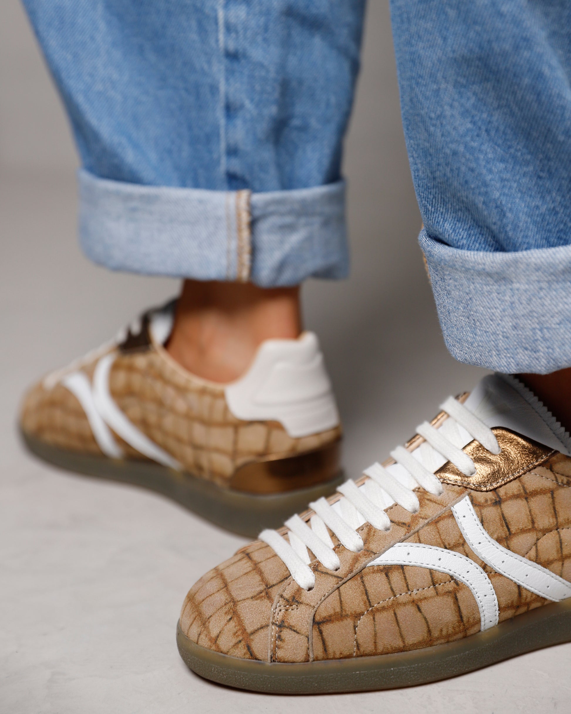 VIA VAI bruine dames sneakers Nilla Khloe