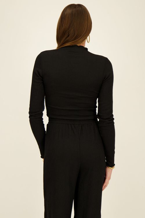 Zwarte crinkle top met structuur