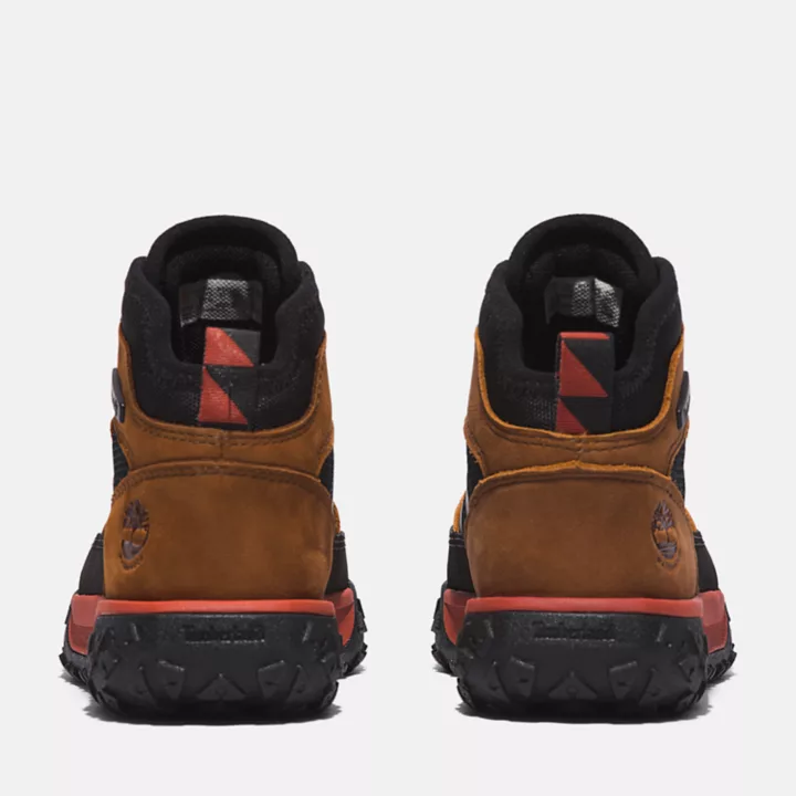 Tênis GreenStride Motion 6 com TimberDry para crianças na cor marrom.