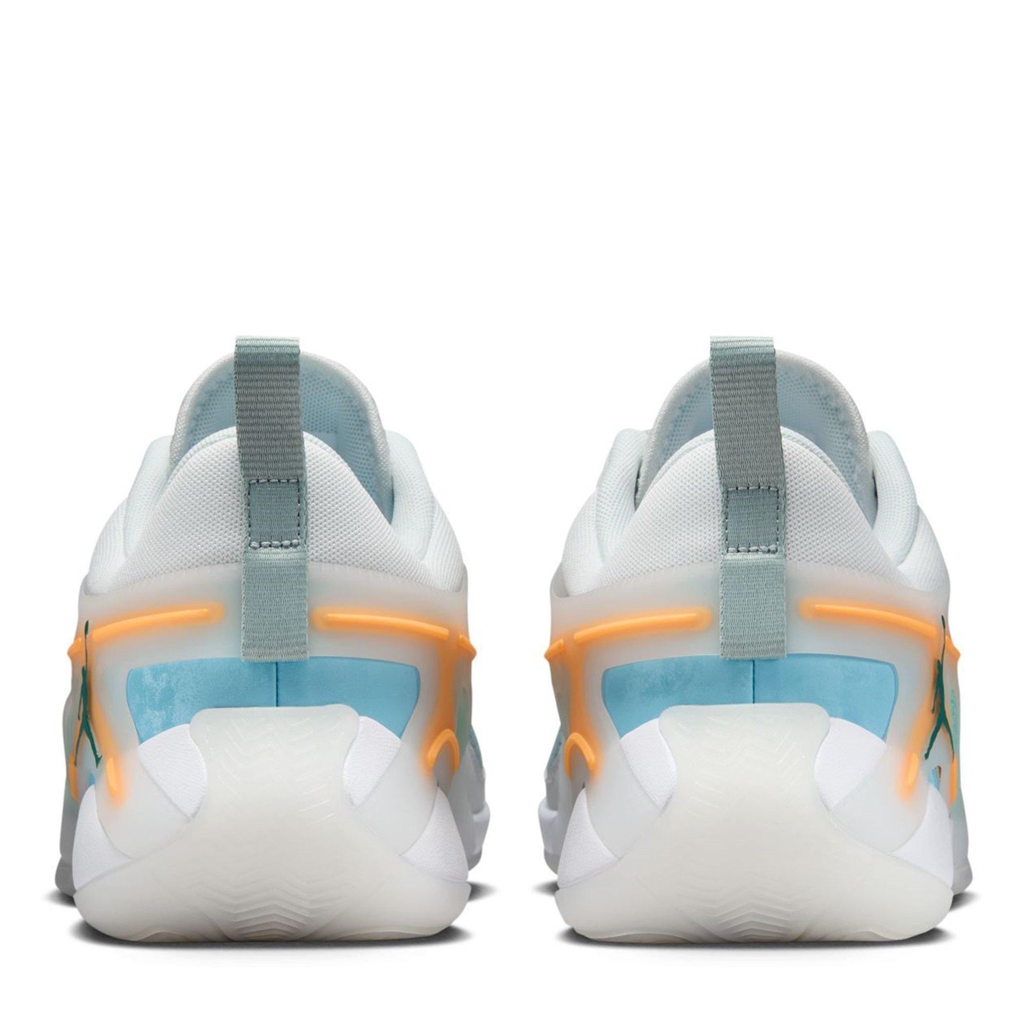 Nike Jordan Heir Basketball Trainers Adults