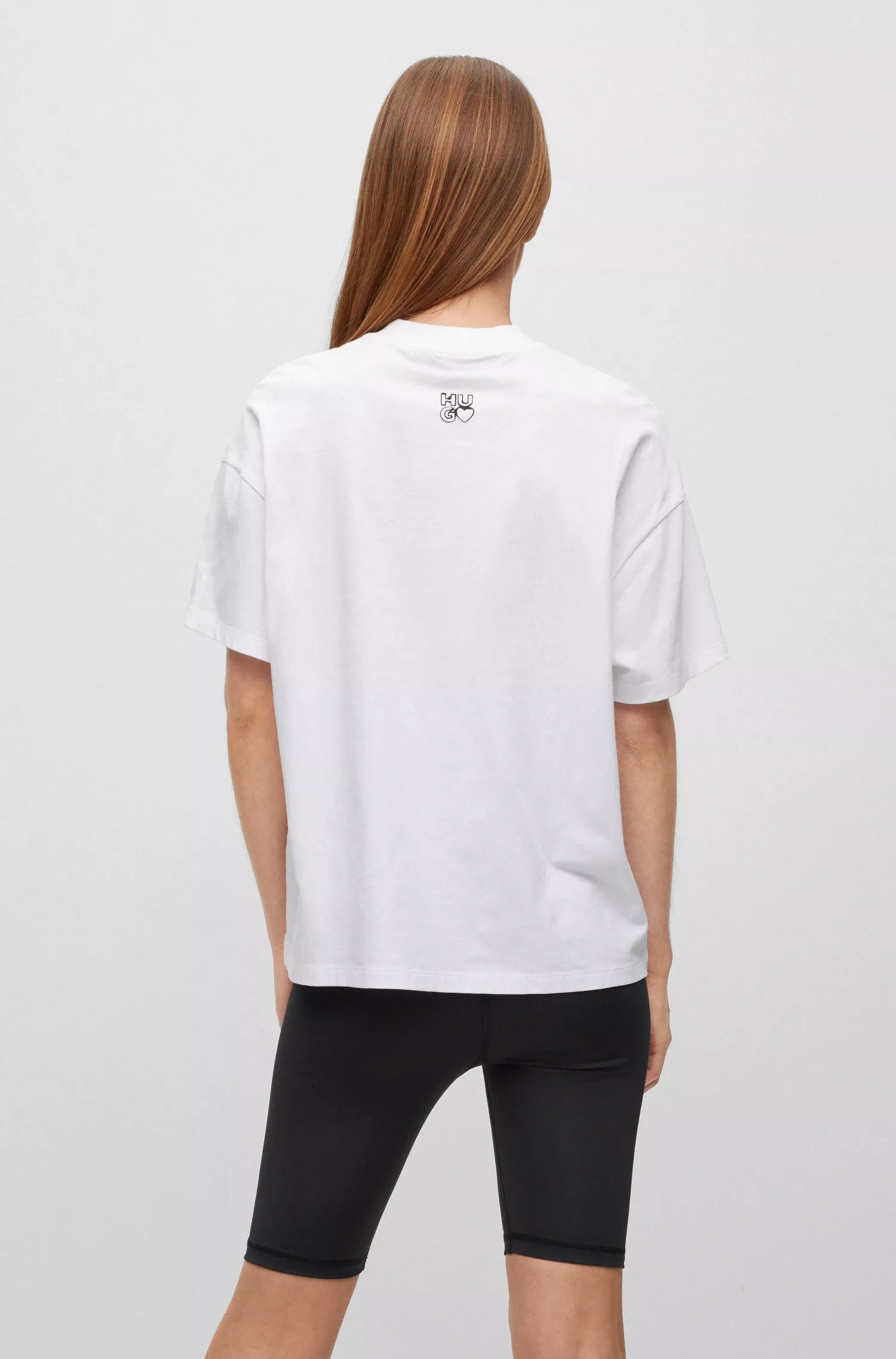 Camiseta HUGO vermelha em malha de algodão com estampa de Dia dos Namorados.