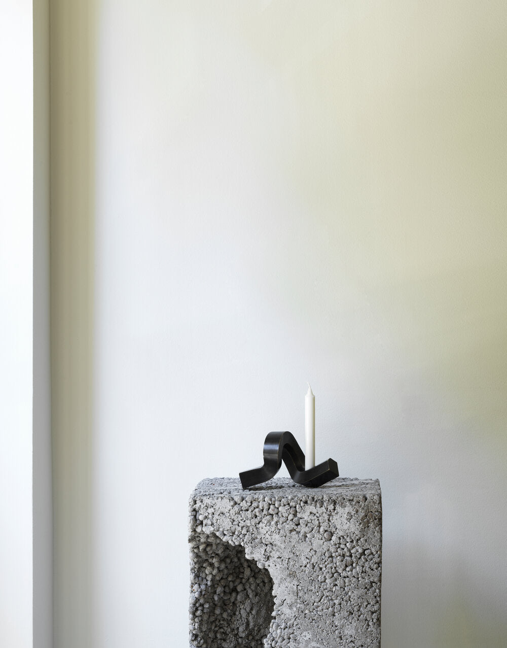 Normann Copenhagen  Crooked One lysestage - Bronze