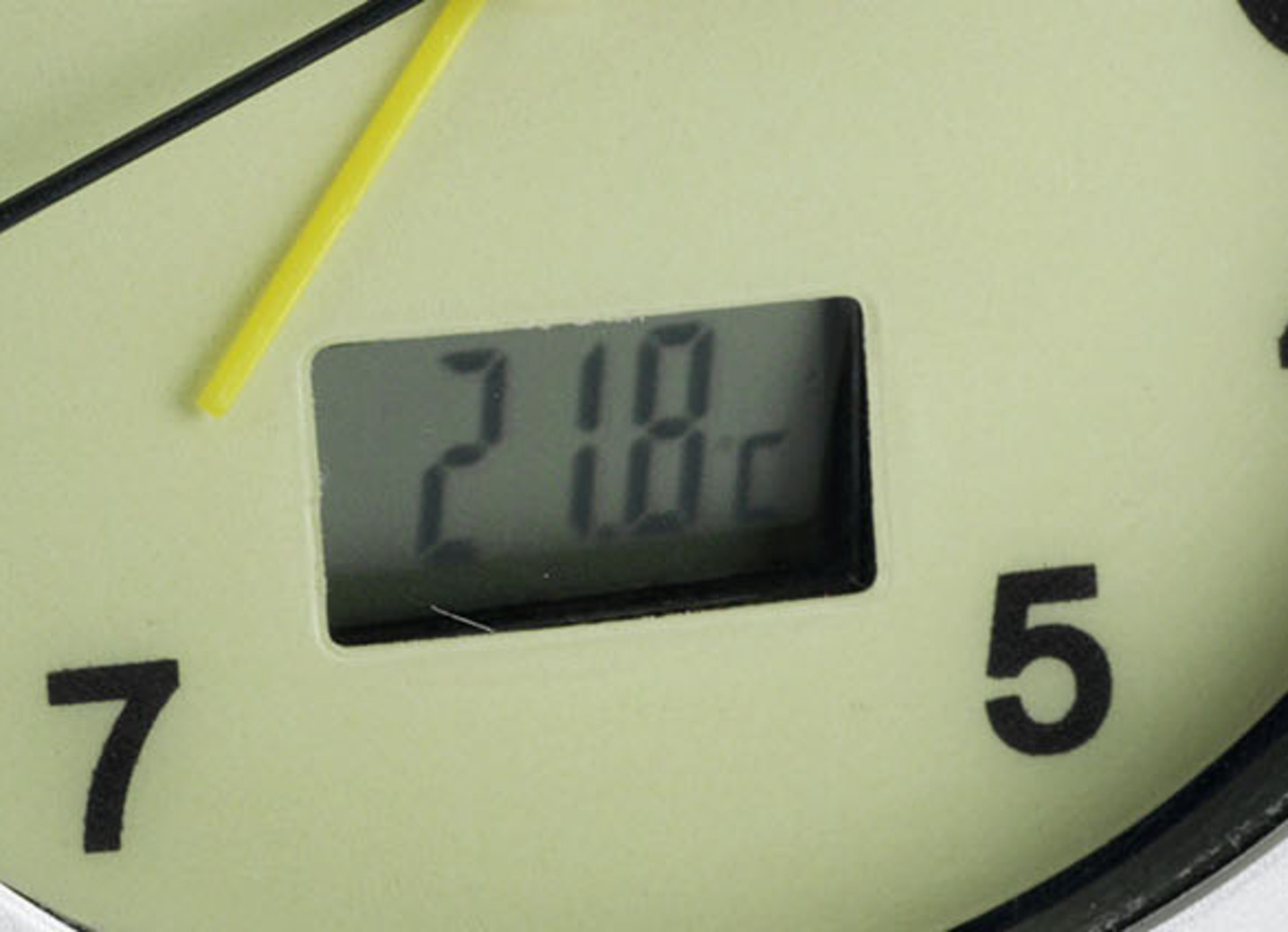 Leuchtender Wecker mit digitaler Raumtemperaturanzeige