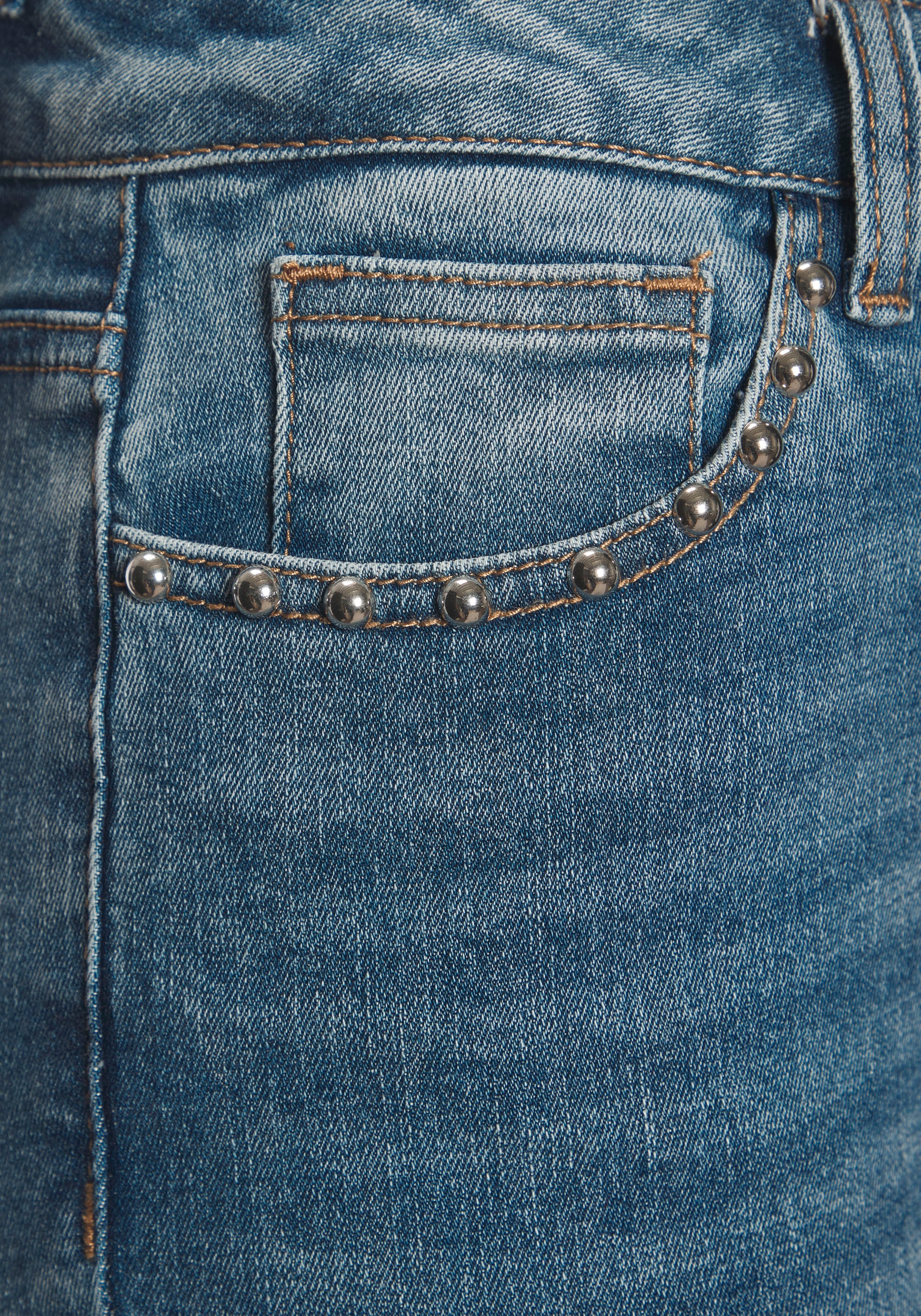 Buffalo 5-Pocket-Jeans mit Schlitz, Nietendetails, Skinny Jeans, modisch