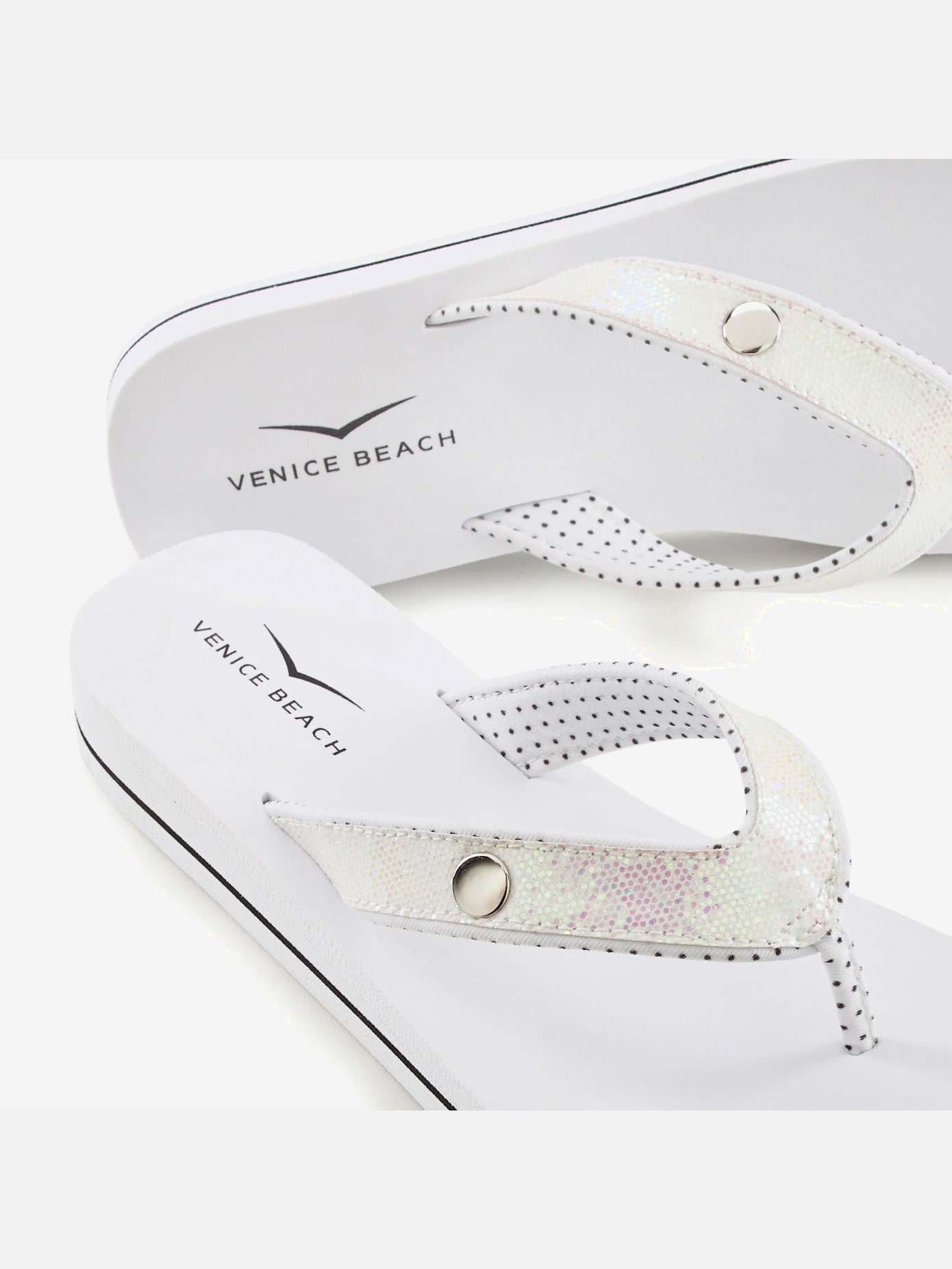 Tongs sandales flip-flop en matière imperméable