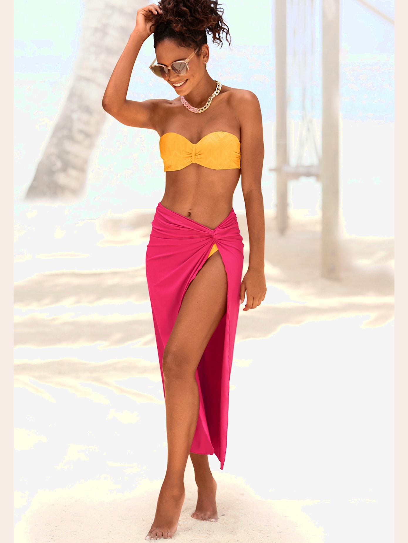Jupe de plage élastique au niveau de la couture latérale