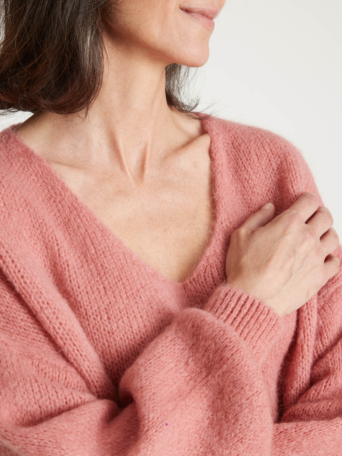 Pull col V avec mohair et laine