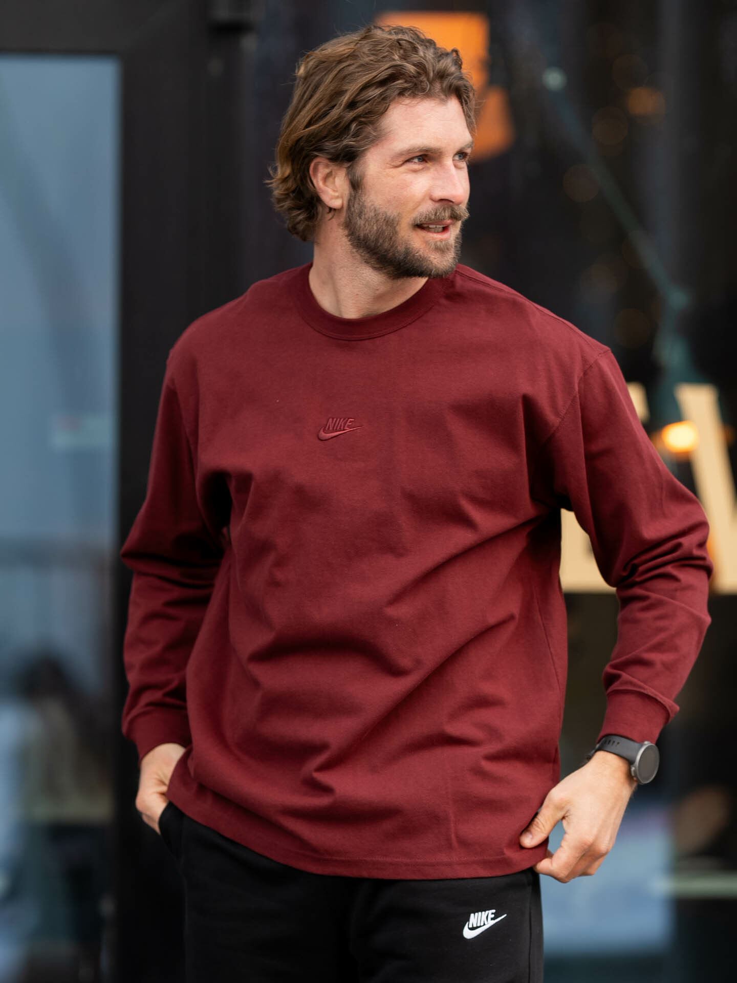 Sportswear Premium Essential Long Sleeve Tee