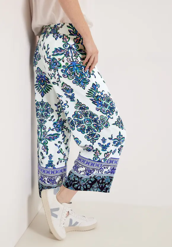 Casual Fit Hose mit Print - vanilla white