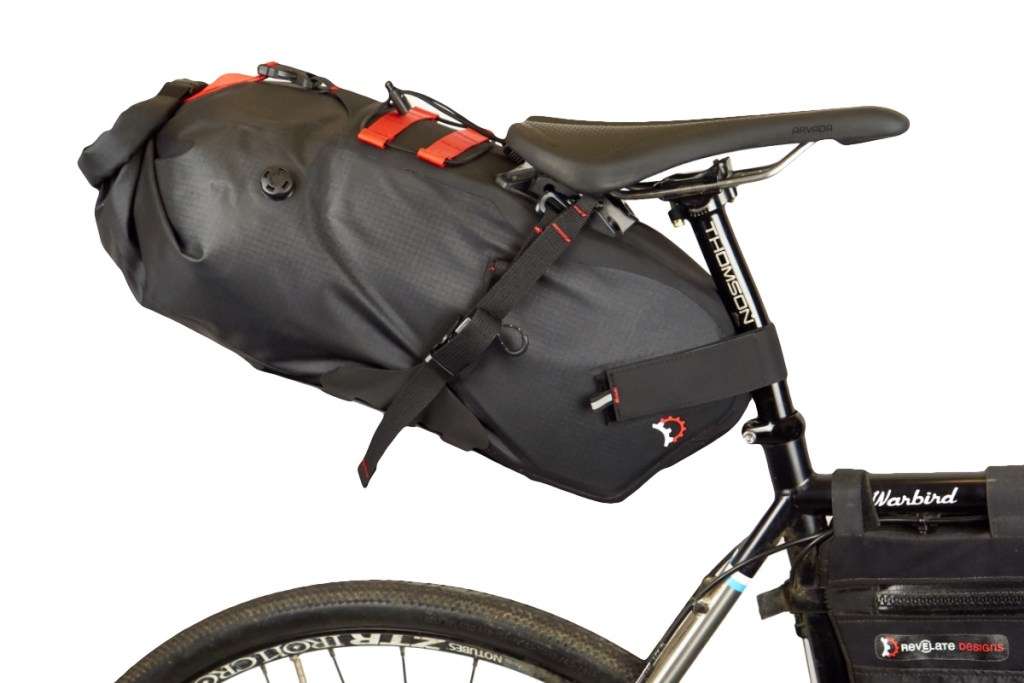 Revelate Designs Spinelock Zadeltas 16L Zwart