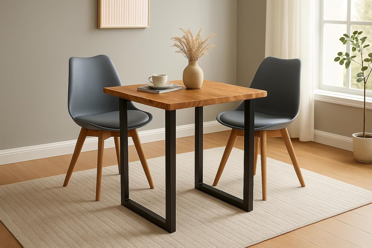 SAM 3-TLG. Essgruppe Quinn | Esstisch mit 2 Stühlen | 80x80 cm | Esstisch mit echter Baumkante | Akazienholz massiv + Naturfarben | U-Gestell Schwarz | 2X Schalenstuhl Grau