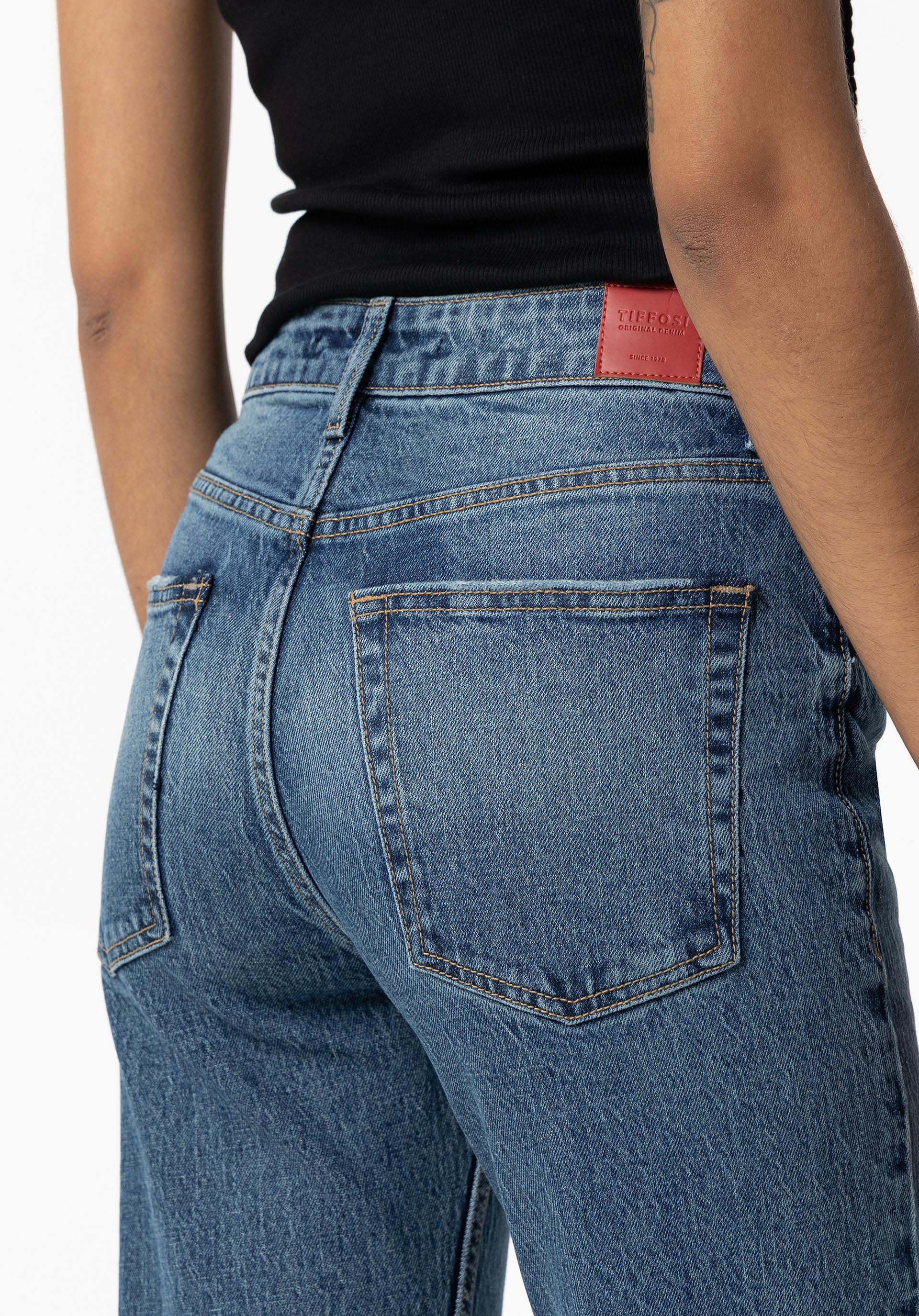 Jeans Amy Straight Fit Cintura Alta