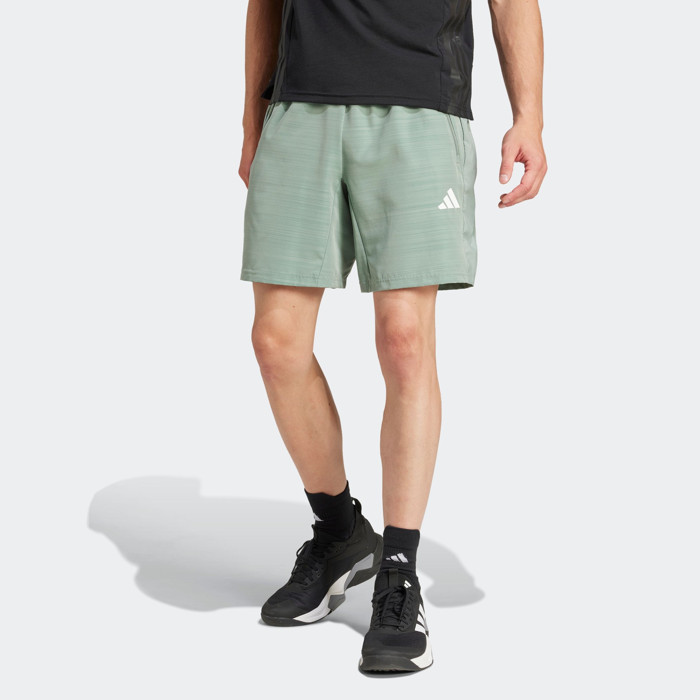 adidas Performance Shorts »TR-ES WV MEL S«  Trainingsshorts, meliert, leicht & atmungsaktiv