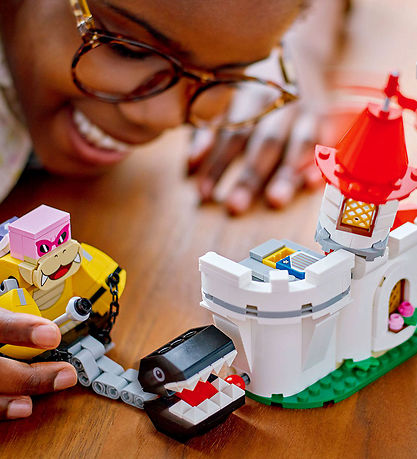 LEGO® Super Mario - Showdown mit Roy im Pilz-Palast 71435-738