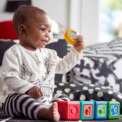 Baby Einstein Add & Stack Magnetiske Aktivitetsklosser