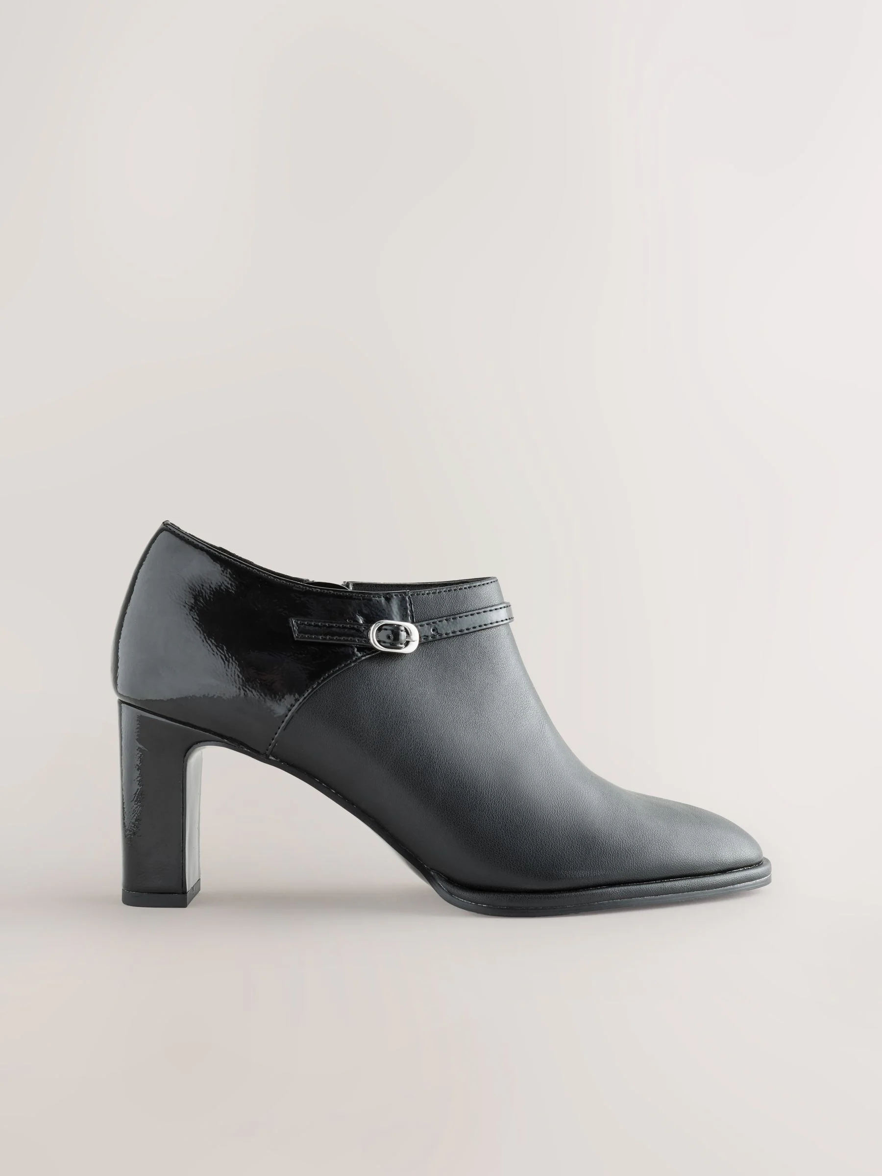 Zwart - Forever Comfort® Round Toe Block Heel Buckle Detail Shoe Boots