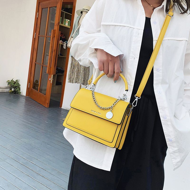 Mayanne - Crossbodytas met ketting en handvat