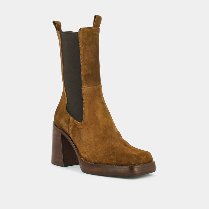 Bottines à talon, bout carré et élastique  en croute cognac
