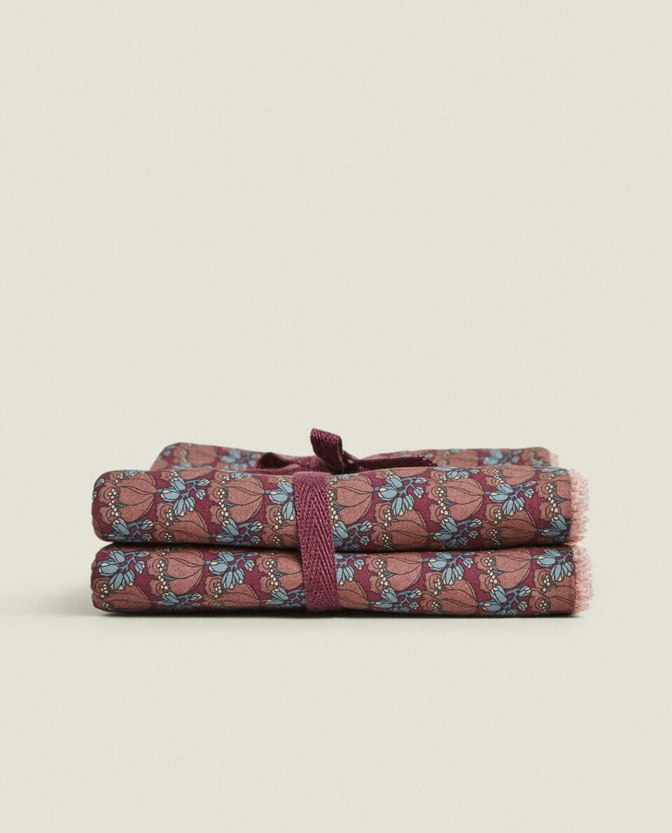 PACOTE DE PANOS DE MUSSELINA INFANTIL FEITOS COM TECIDO LIBERTY (PACOTE COM 2)