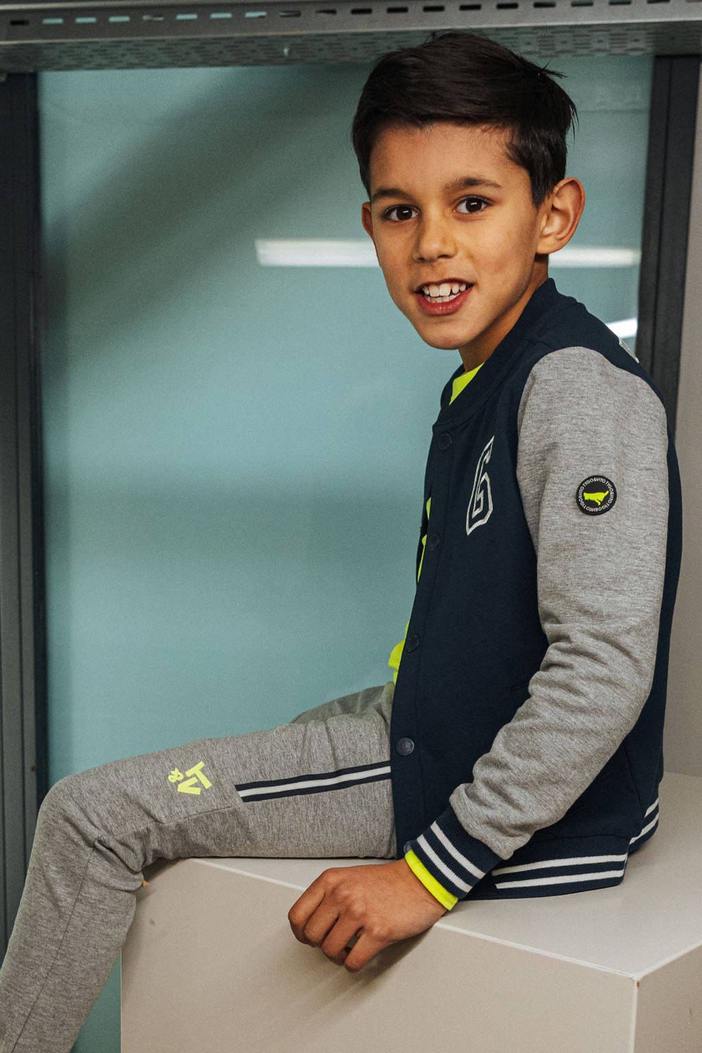 TYGO & vito baseball vest Vic met backprint donkerblauw/grijs melange