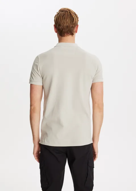 Polo met logo print zand (ZAND)