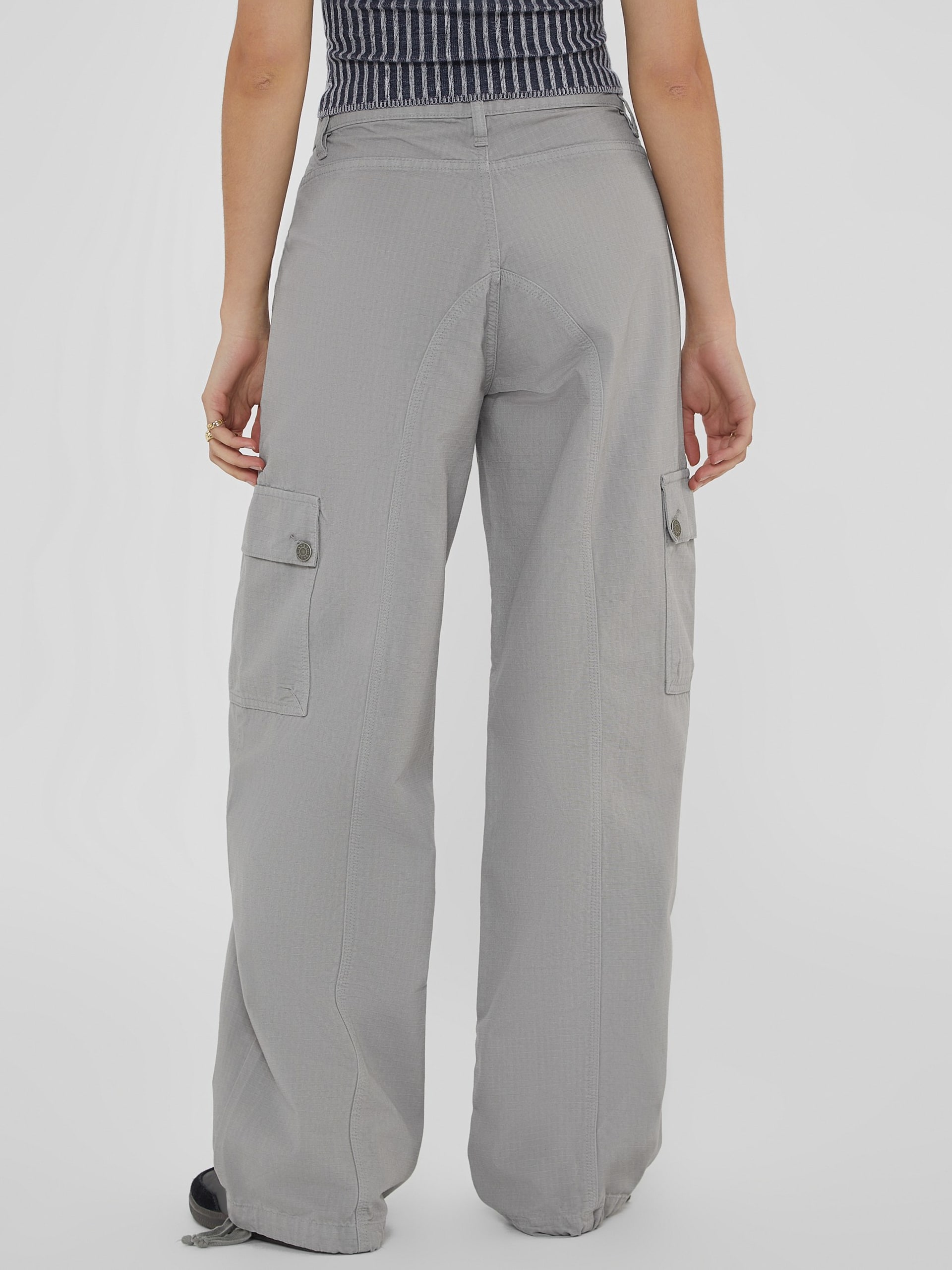 Calça cargo utilitária GUESS Originals