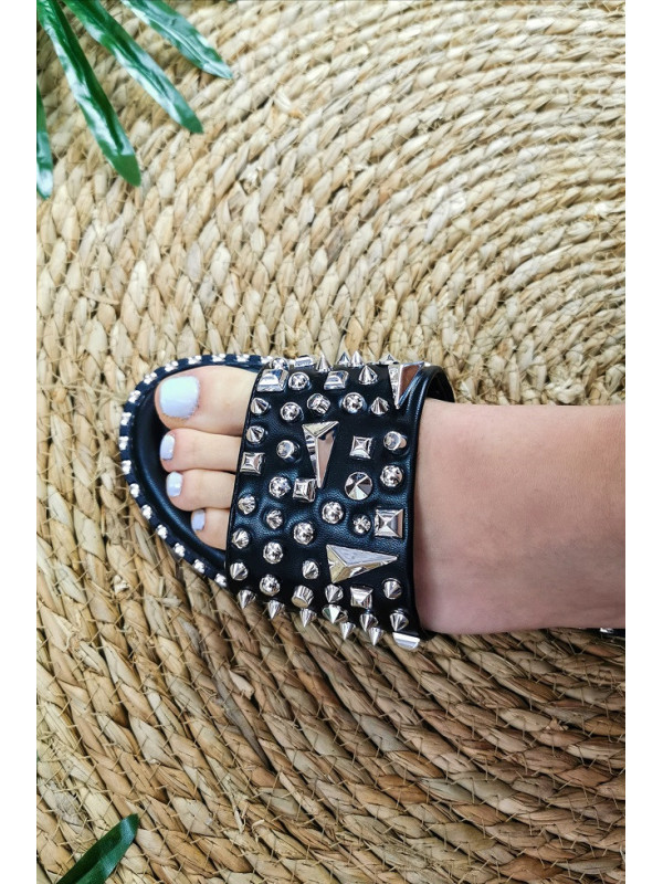 Nu-pieds Lyanna