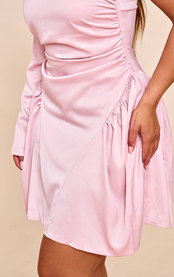 Rose Robe Patineuse Mini Shape En Satin Froncé À Une Épaule