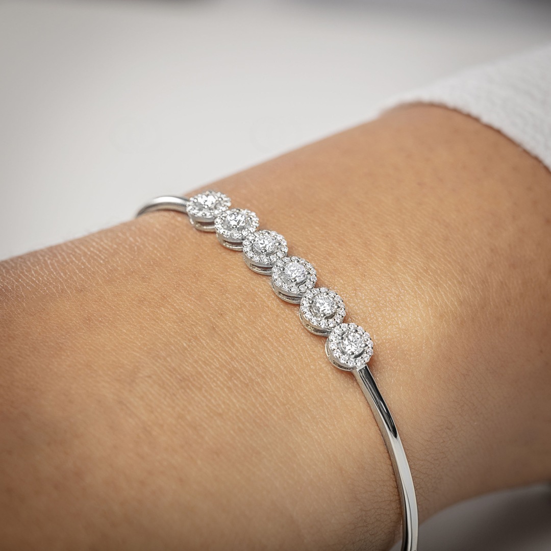 1.00 Karat Halo Diamantarmreif 750/18 K Weissgold