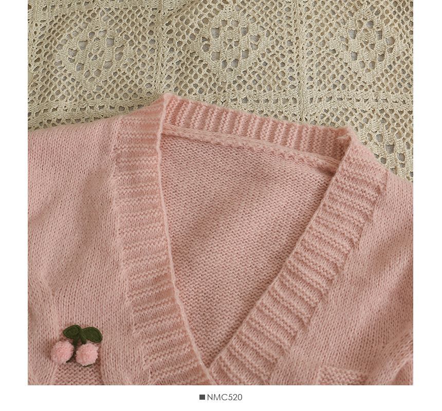 Lemongrass - Set: geribbelde crop top + cardigan met kersenaccent