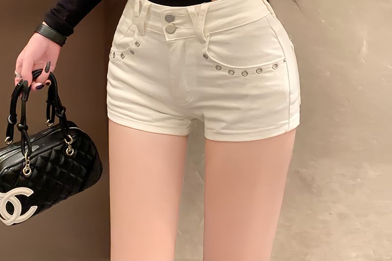 NENE - Hoge taille effen hotpants met studs