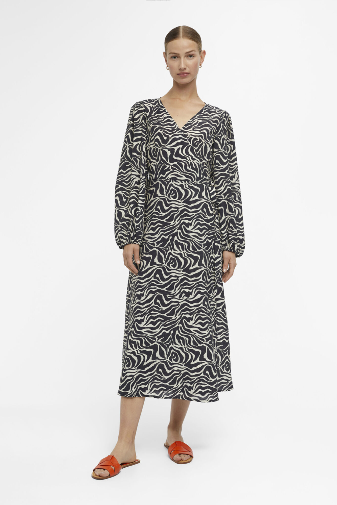 Vestido midi envelope - Preto