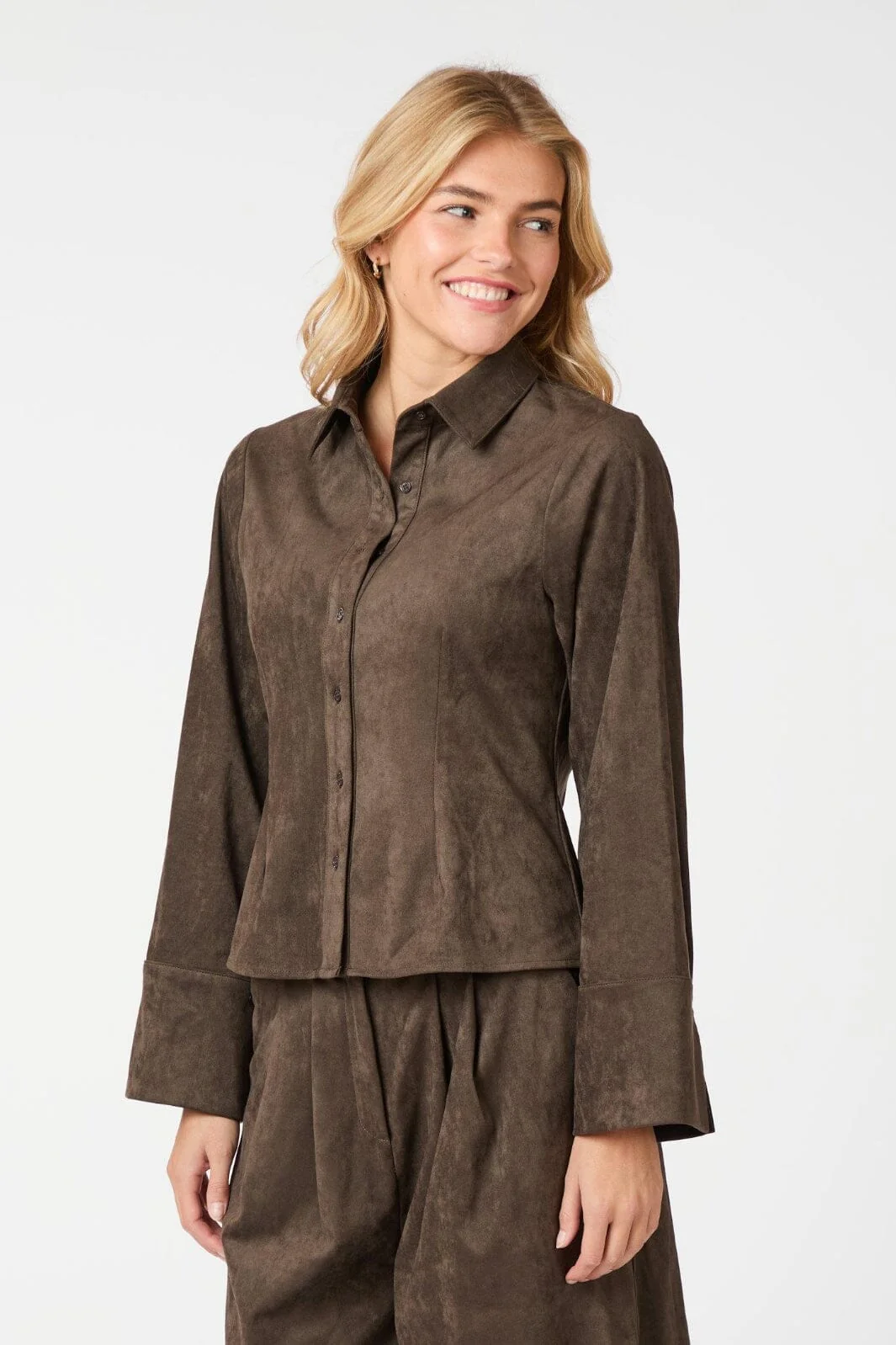 Neo Noir Rosa Faux Suede Shirt 164475 676 dark brown