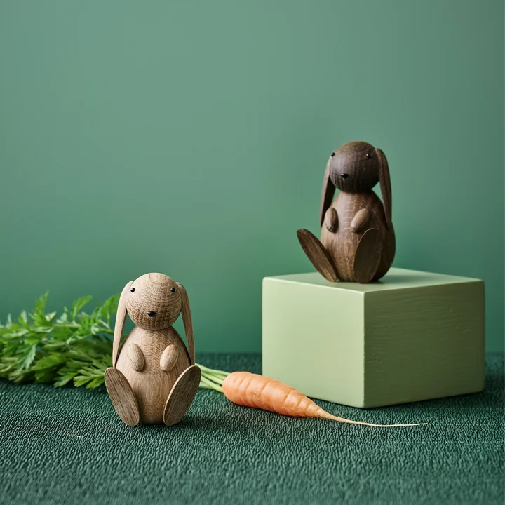 Lucie Kaas - Bunny Holzfigur, H 8,5 cm / Eiche geräuchert