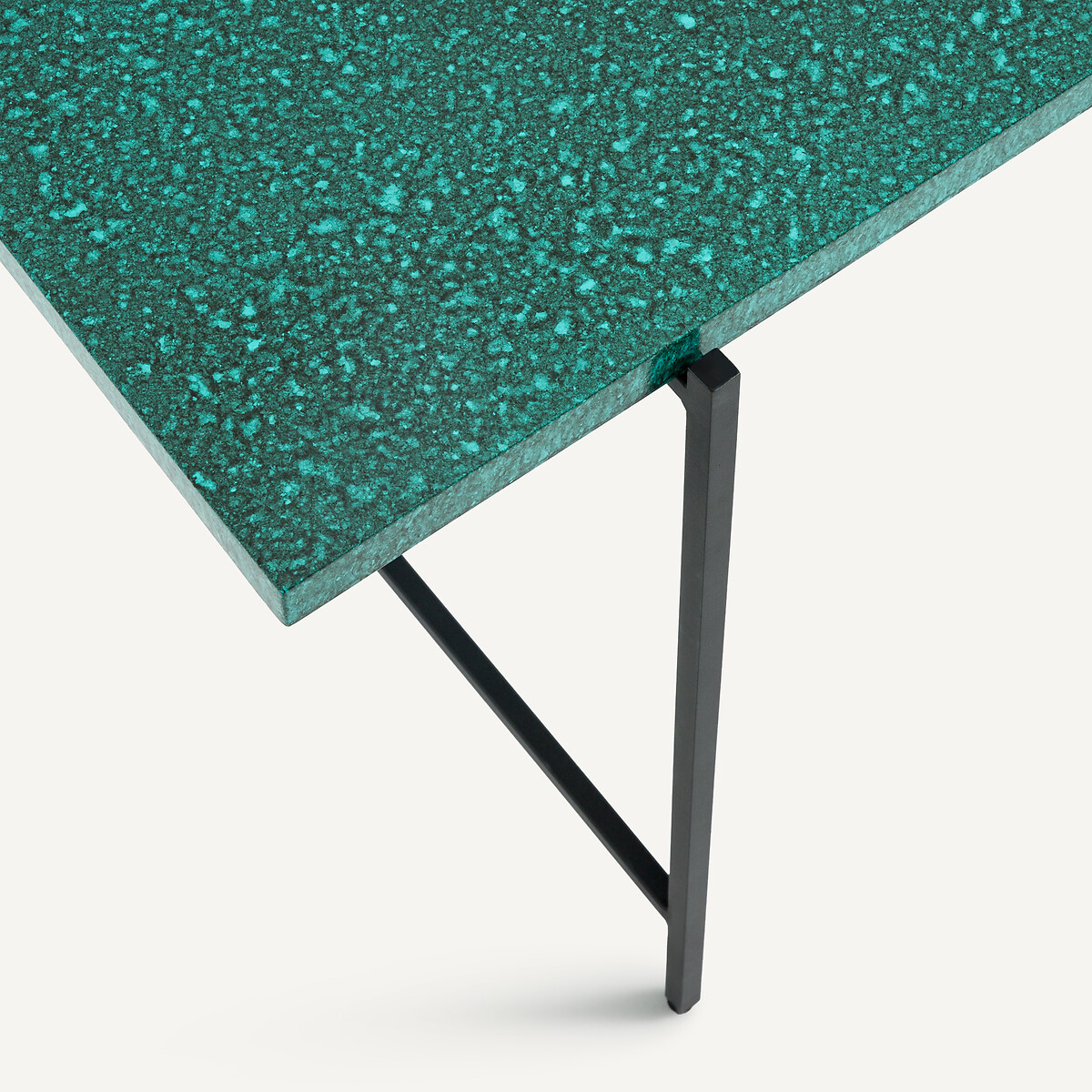 AM.PM<br>Mesa de jardim em polystone Aelio