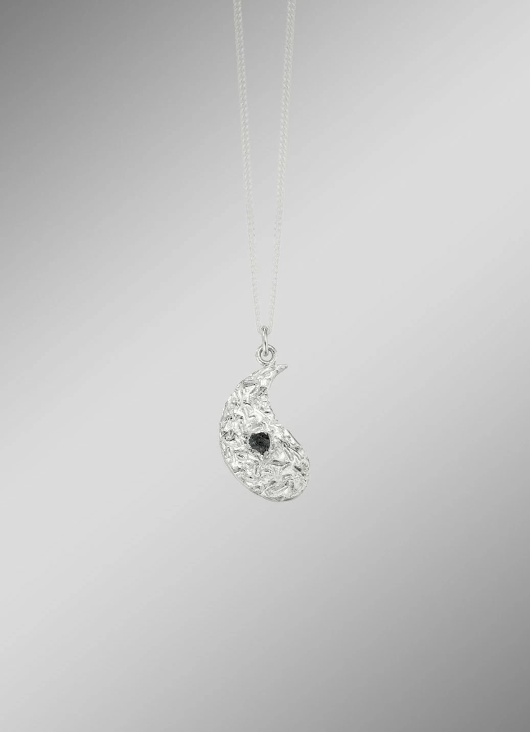 Yang-Anhänger aus rhodiniertem Silber