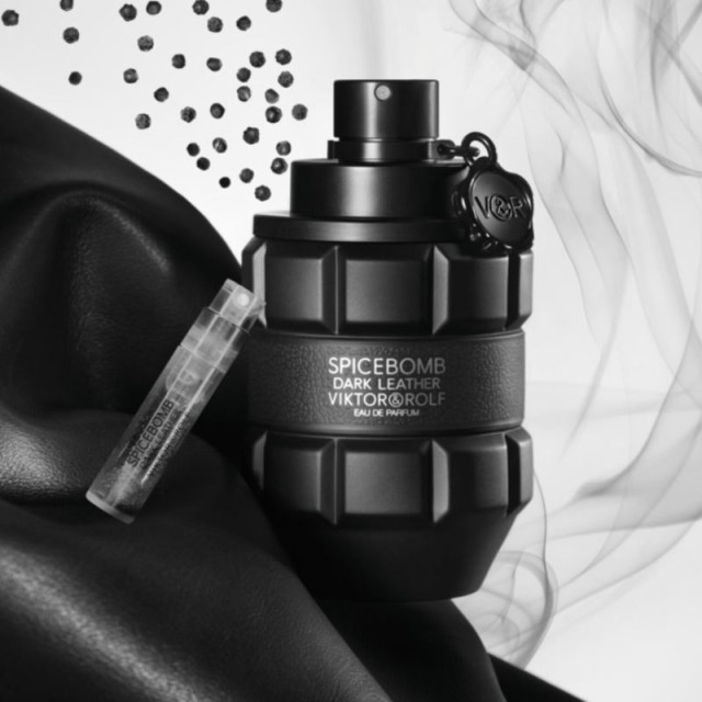 Spicebomb Dark Leather Eau de Parfum VIKTOR & ROLF