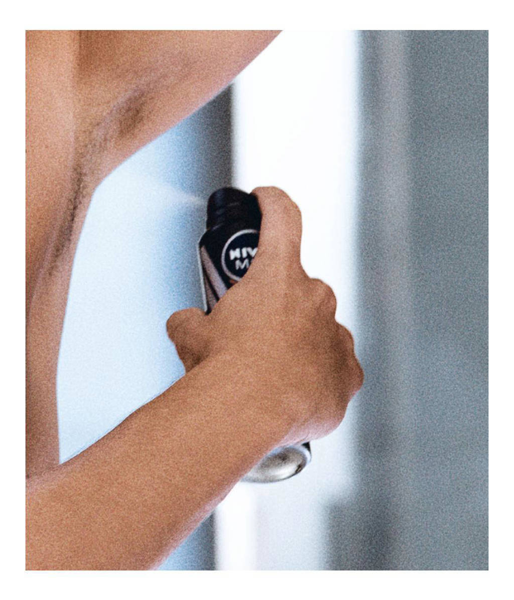 Invisible for Black & White Power deodorant- 6 x 150 ml - voordeelverpakking