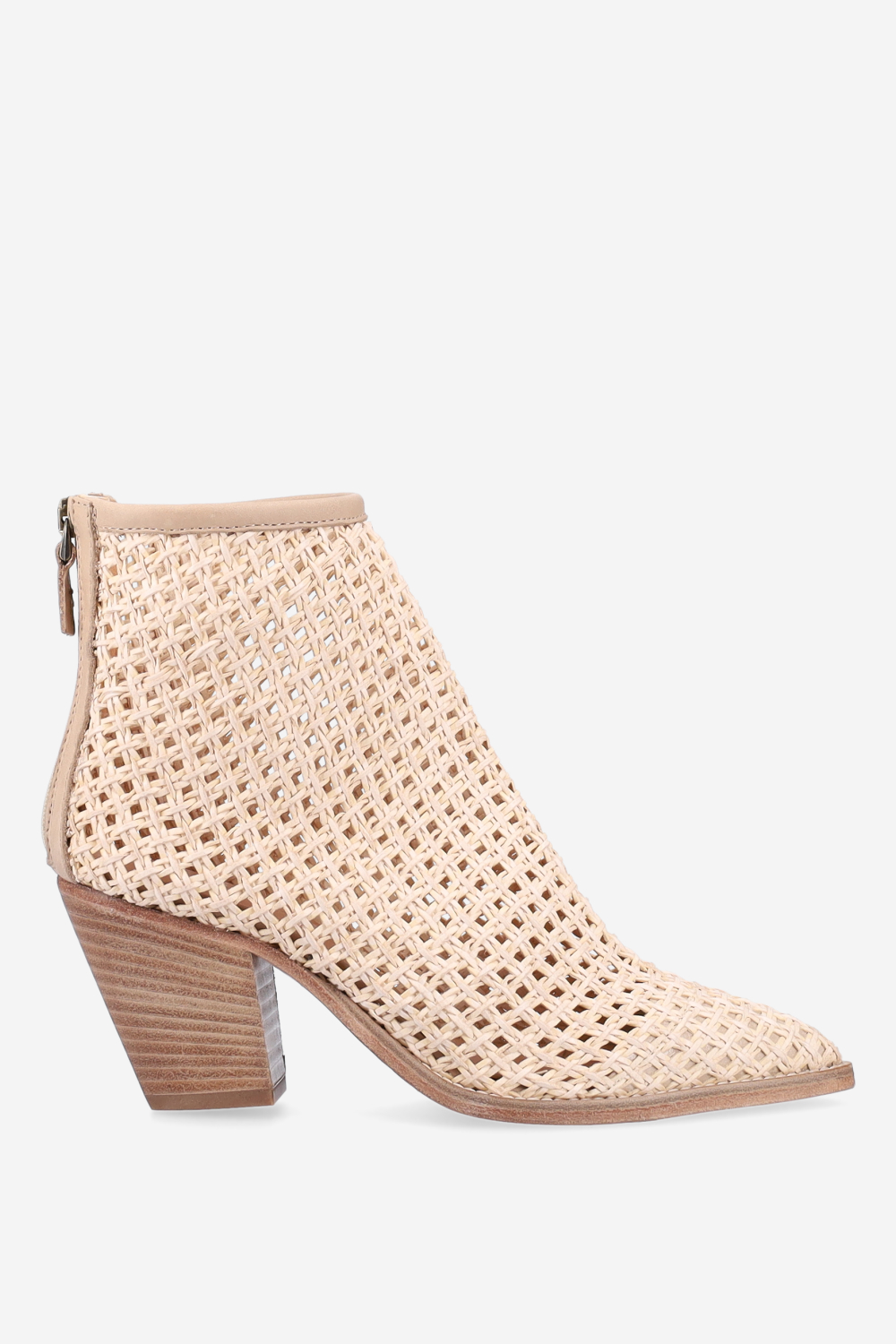Pointed-toe raffia boots