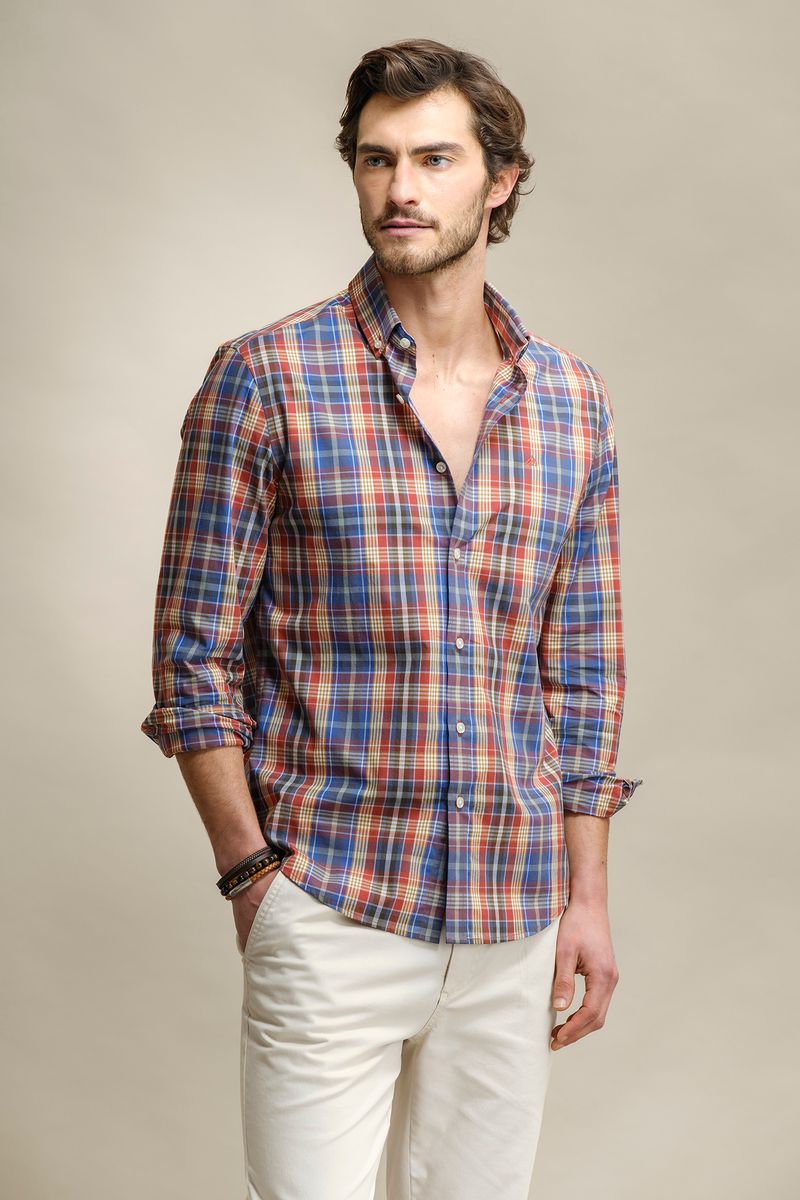 CAMISA AOS QUADRADOS