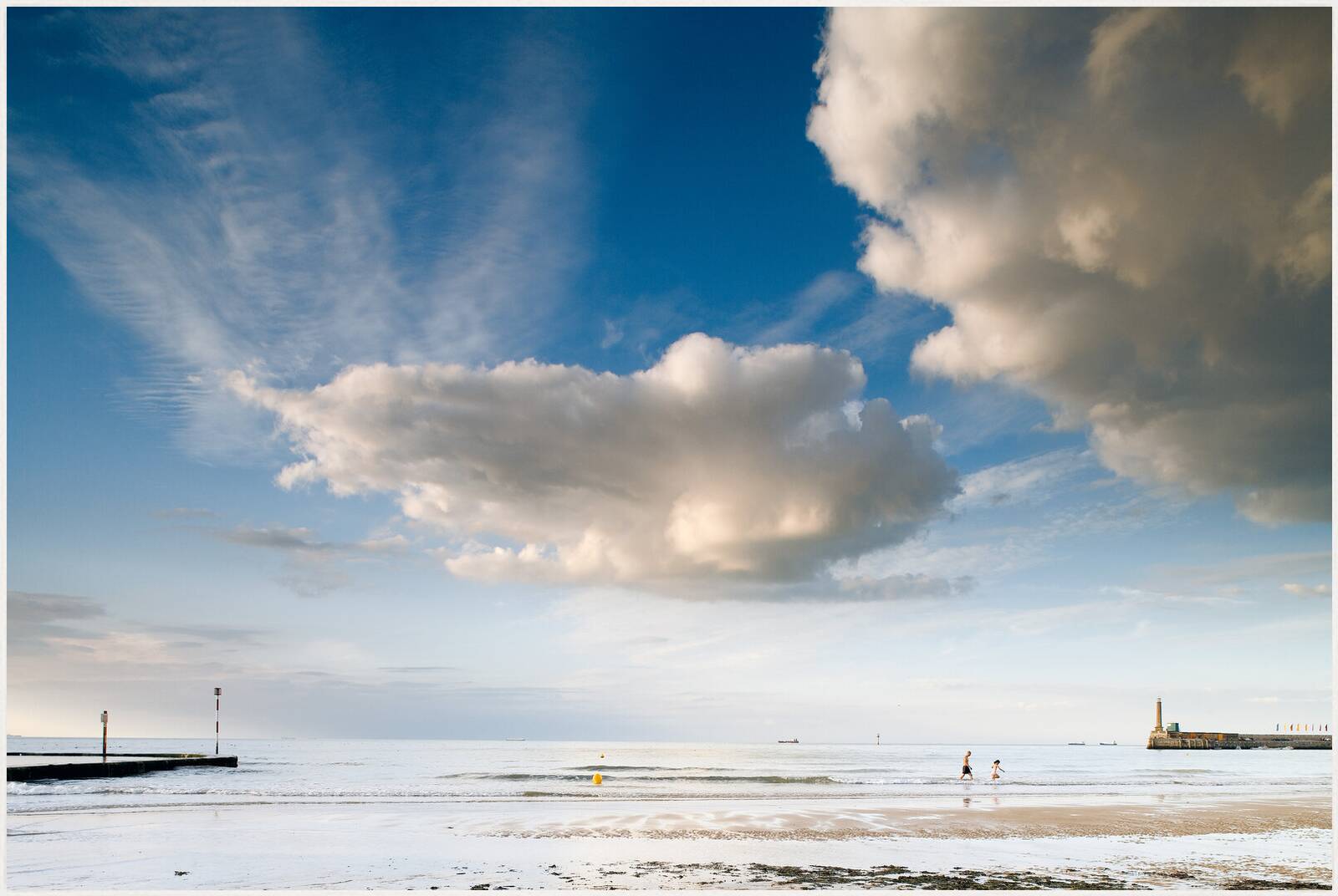 Margate by Horst & Daniel Zielske - Limited Edition. Edition of: 150. Signed.