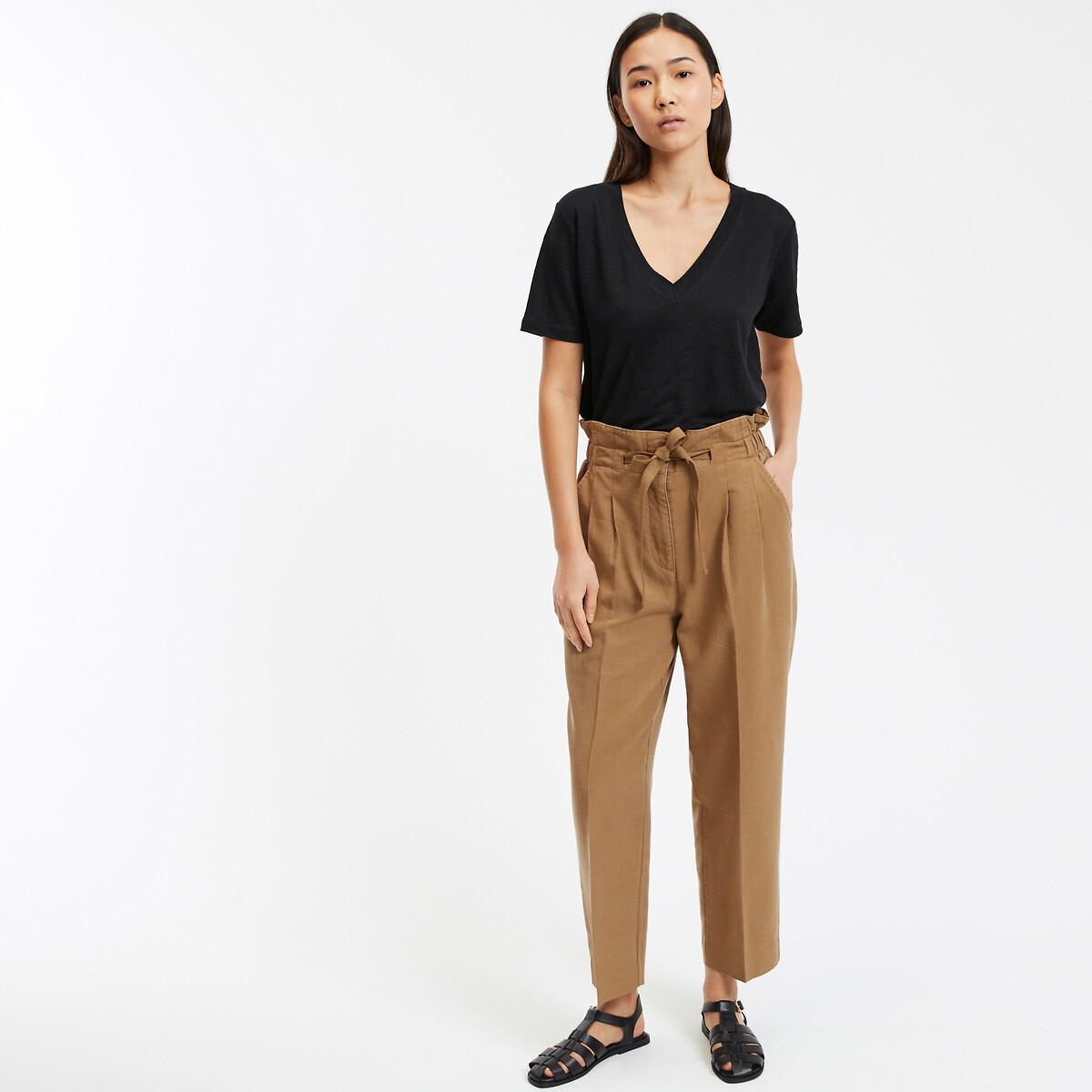 COLEÇÃO LA REDOUTE<br>Camiseta de linho com decote em V e mangas curtas