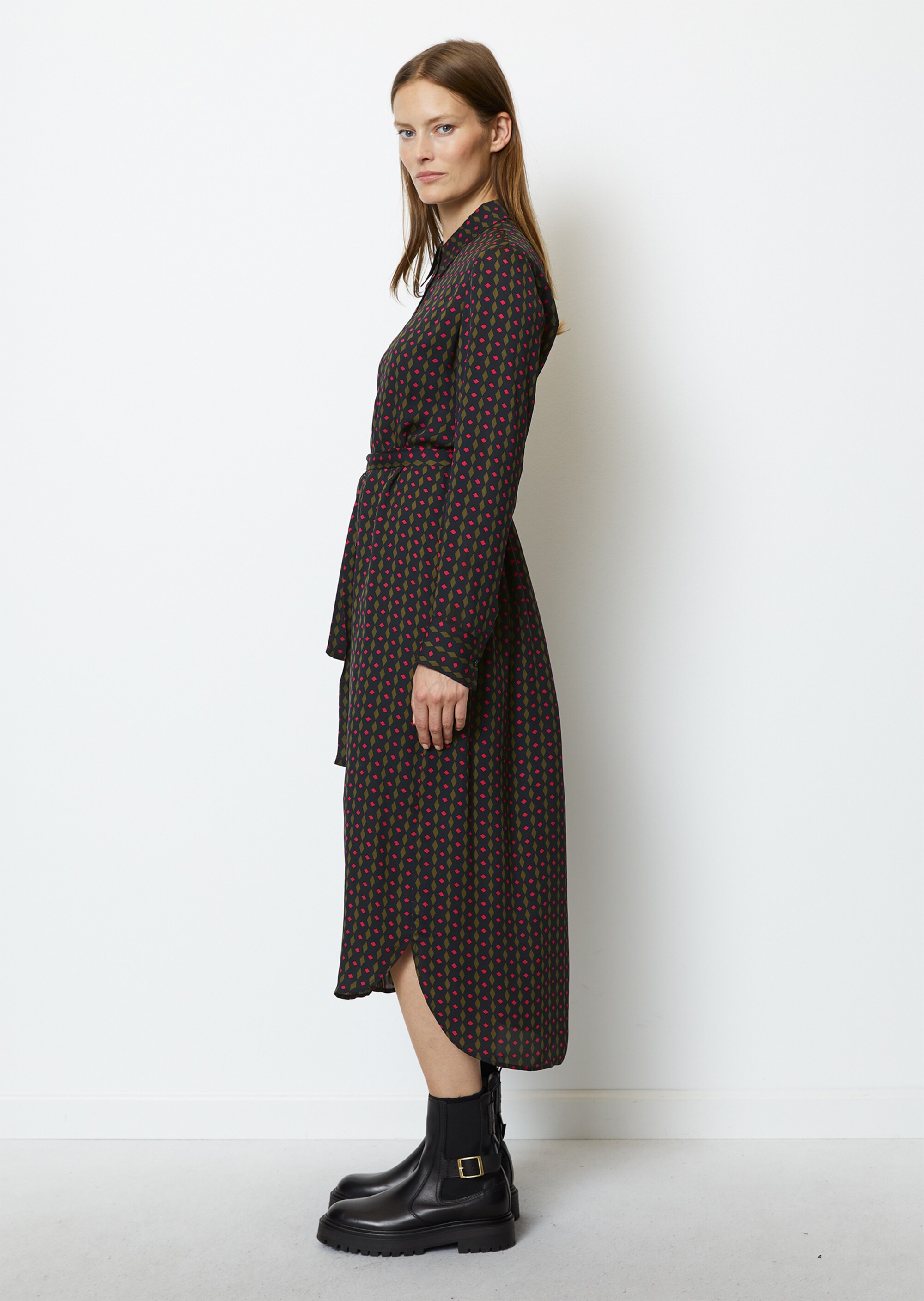 Hemdblusenkleid loose aus fließendem Viskose-Crêpe