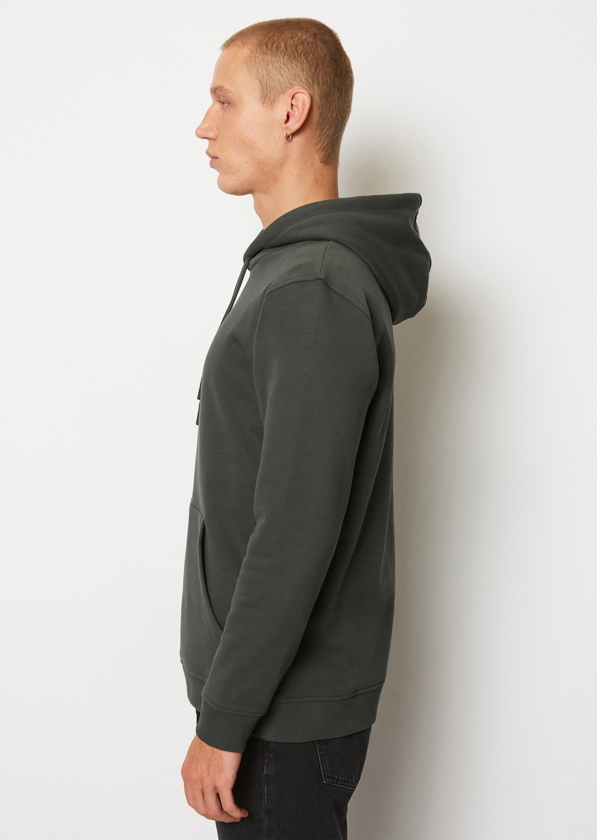 Hoodie relaxed aus hochwertiger Bio-Baumwolle