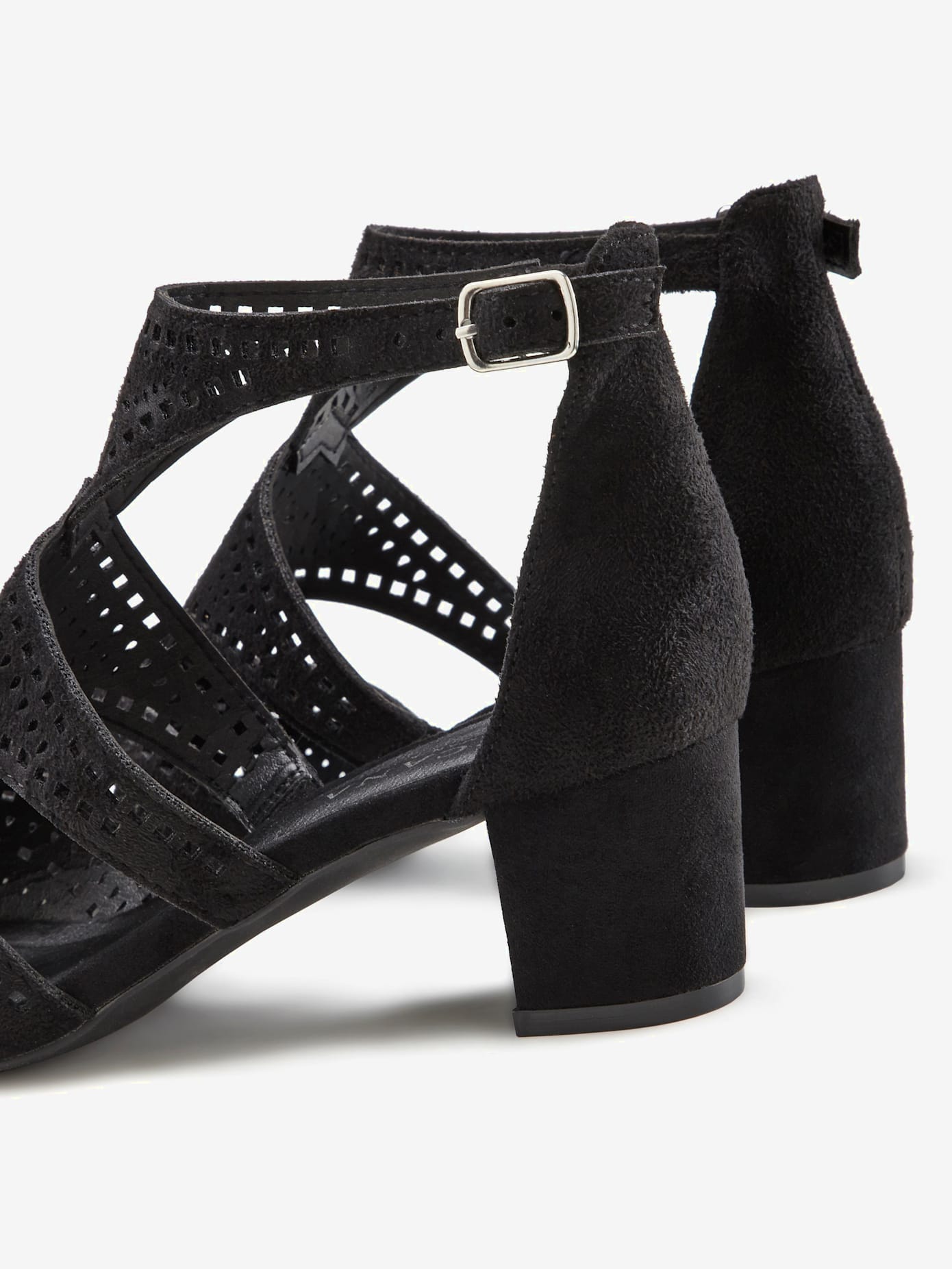 Sandales à brides découpes tendance et talon bottier confortable