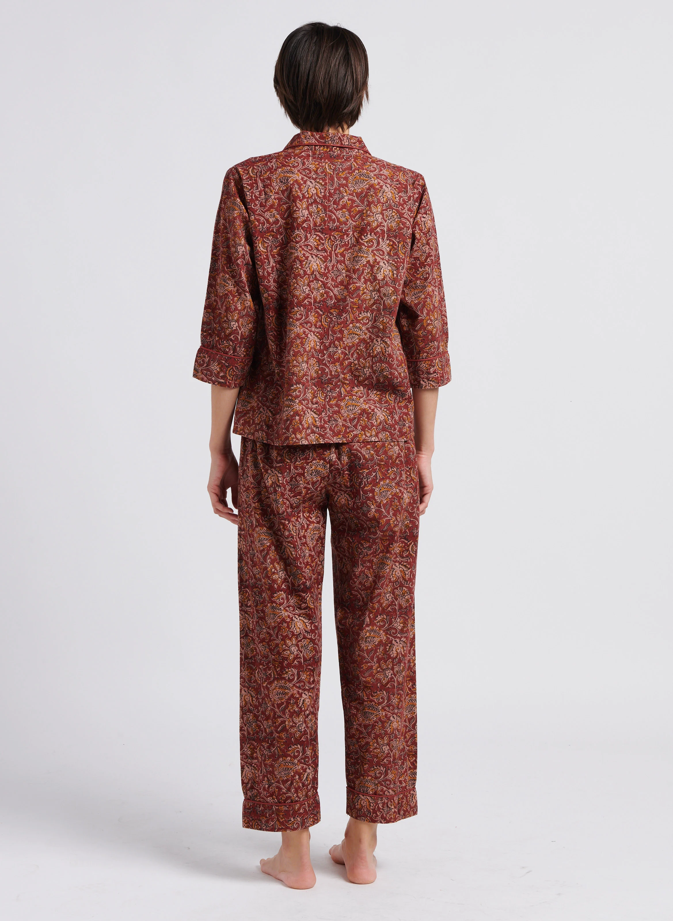 HOMEWEAR PYJAMA - Ensemble pyjama à motif floral en coton | Marron